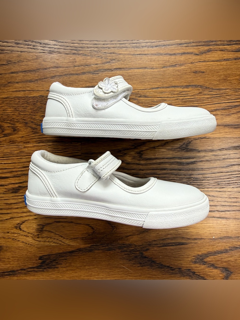 Keds Ella White Girls' Classic Leather Mary Jane Sneakers Hook & Loop Size 8.5 - Picture 9 of 11